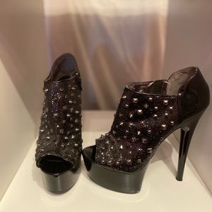 Betsey Johnson Studdle / Stud Heels